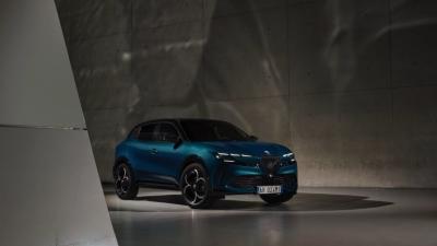 China Erstes Kompaktfahrzeug Alfa Romeo Junior Electric mit 54,8kwh Batterie und einer maximalen Leistung von 158kW, bis zu 345 Meilen Reichweite. zu verkaufen