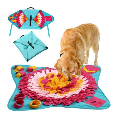 China Slow Stocked Eat Collapsible Nose Mat For Dog Feeding Roll Treat Dispenser Dog Sniff Mat for sale