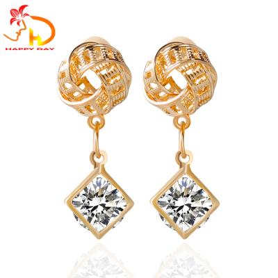 China Classic Most Popular Attractive Style Gold Women Adjust Diamond Earrings for sale