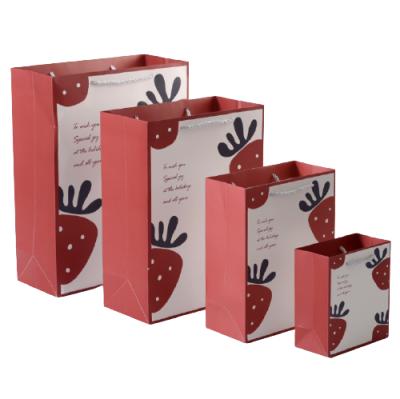 China Recyclable Handmade Strawberry Gift Bag Handbag Clothing Shopping Bag Birthday Gift Gift Bag for sale