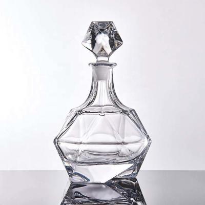 China 21.5mm de Fles Barware Diamond Cut Crystal Whiskey Decanter van de Alcoholische drankkaraf Te koop