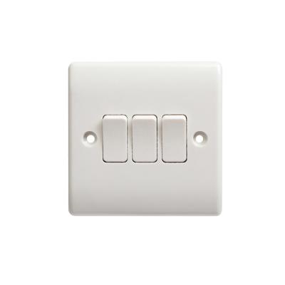 China High Quality Standard White Bakelite UK 10a 250v 3 Gang 1 Way Switch For Home for sale