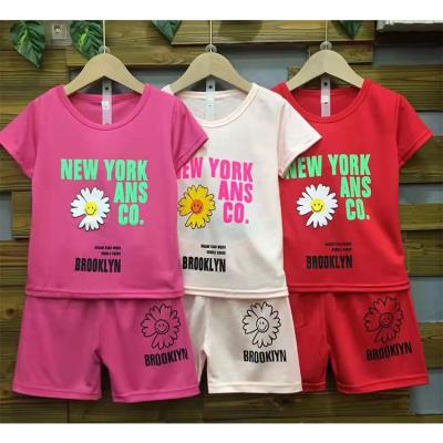 China Kids Casual Suits Kids Wholesale Letter Gradient Summer Casual Boys Kids Suits Clothes for sale