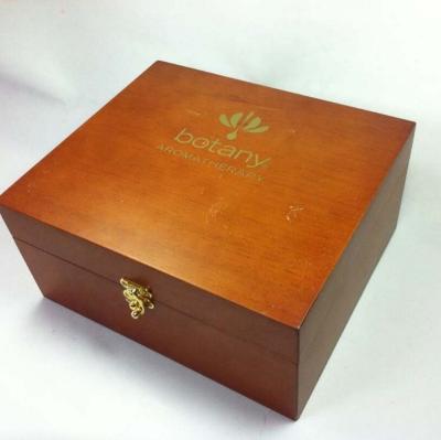 China Handmade Personalized Treasure Box Brown Painted Wooden Cigar Humidor Box for sale