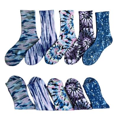 China 2022 QUICK DRY custom made crew socks 3D digital printing socks sublimation cartoon fashion crew socks for sale