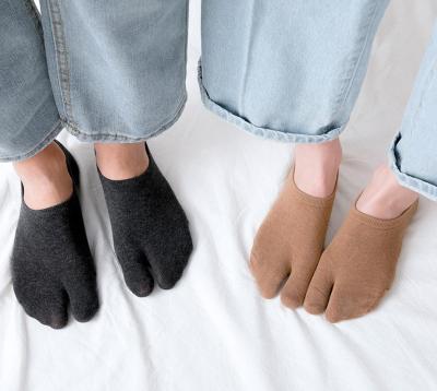 China Big 2 QUICK DRY Korea Quality Big Toe Unisex Socks For Daily Fashion [OEM & ODM Possible] for sale