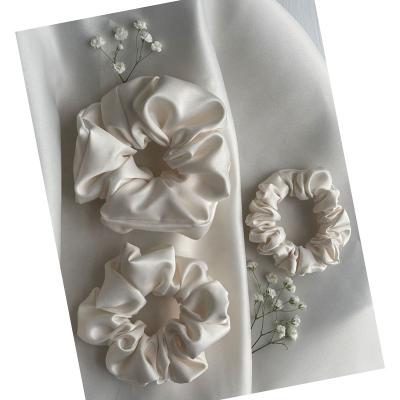 China Antisepsis Private Label 22mm Extra Large Hair Scrunchie Accessories For Women for sale