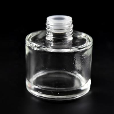 China Personal Care Effect 100ml Luxury Clear Glass Cylinder Luxury Bottle For Home Deco for sale