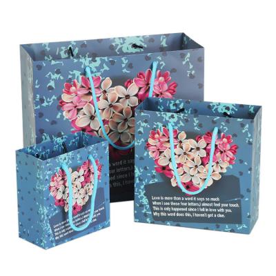 China Recyclable IN Stock Heart Shaped Pansies Flowers Thanksgiving Gift Paper Bag for sale