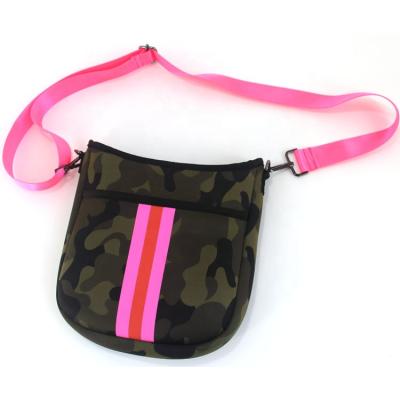 China Hot Selling Bag Beach Bag 2021 Soft Shoulder Bag Light And Fashion Shoulder Messenger Bag for sale