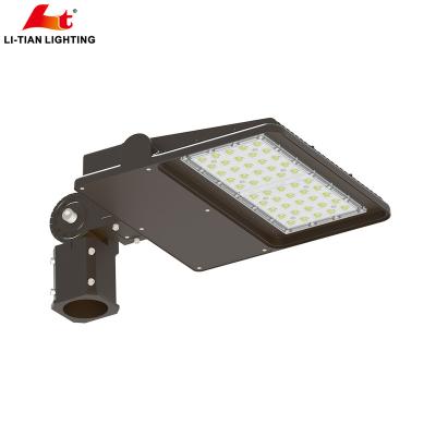 China 45 & 90 Degree Field-Rotating Outdoor Lighting 200W 5000K 26000 LM Dusk Unborn LED Street Area Lights Including Sliding Fitter for sale