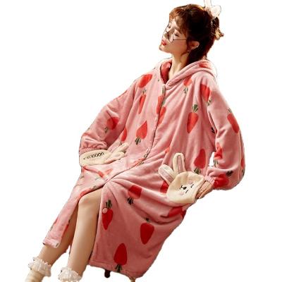 China Breathable Kimono Yukata Hooded Preppy Style Strawberry Front Pocket Homerobe Night Robe Flannel Pink Printing New Soft Long Robe For Woman for sale