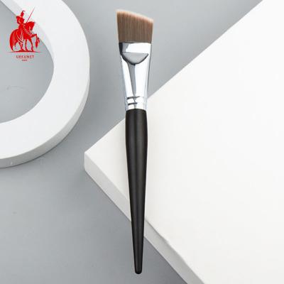 China Base wholesale price long handle fished high quality vegan makeup flat base buffing brush for sale