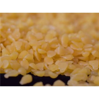 China Wholesale Cosmetic Yellow Honey Cosmetic Grade Organic Pure Beeswax for sale