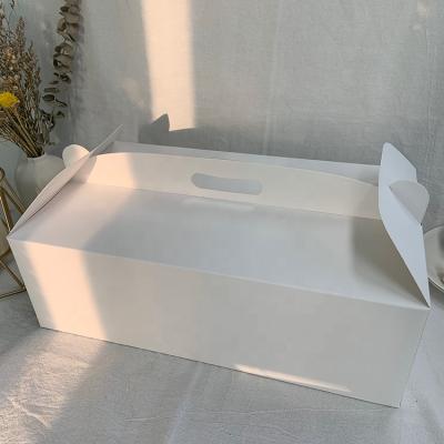 China Disposable White Portable Cake Box Handmade Baking Cake Dessert Card Box for sale