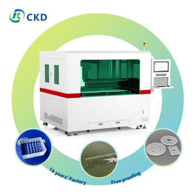 China Máquina de perforación láser de alta precisión de 100 W para vidrio óptico en venta