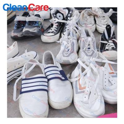 China Used International Apparel High Quality Used Crocs Hot Sale Shoes Ball For Kids Kids-used-shoes / Used Branded Sandals For Kids for sale