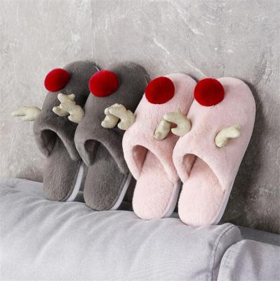 China Cute Anti-Slippery Cartoon Christmas Slippers For Women Men Winter Cotton Warm Elk Couple Slippers Indoor Slippers for sale