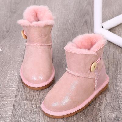 China Women Ankle Anti-slippery Snow Boots With Button Genuine Sheep Leather Fur Shoes Winter Female Warm Shoes Waterproof Cheap Wholesale for sale