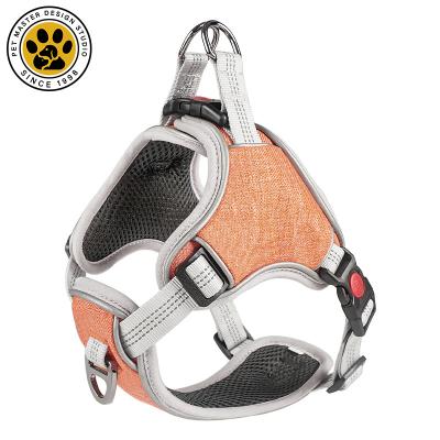 China Waterproof Pet Dog Harness Pet Master Accessories Vest Viable Luxury Reflective Harness Chest Set Custom Dog Harness Leash for sale