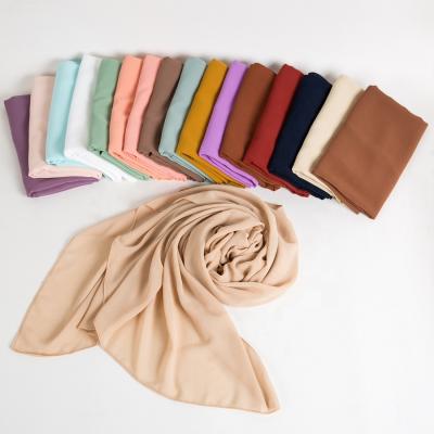 China Fashion 2020 new colors design hijab solid colors high quality thick pearl chiffon hijab heavy stretch chiffon hijab scarf for sale