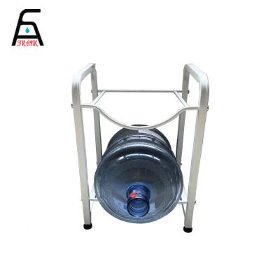 China High Quality Sustainable 5 Gallon 2 Barrel Water Bottle Storage Rack Water Bottle Rack à venda