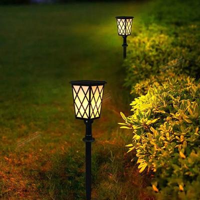 China Environmental Materials Hot Selling Led Bulbs Flame Lighting Christmas Ground Stake 5w Solar Outdoor Garden Light à venda