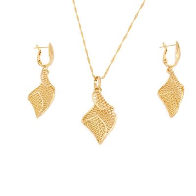 China TRENDY High Quality 24k Gold Plated Leaf Necklace Jewelry Set Christmas Gift Earrings Pendant Necklace Sets For Women 2021 for sale