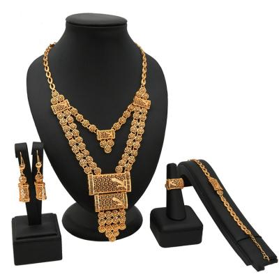 China New Arrival CLASSIC Gold Plated Luxury Necklace Set Jewelry With Amazing Gold Plated Traditional Wedding Sets for sale