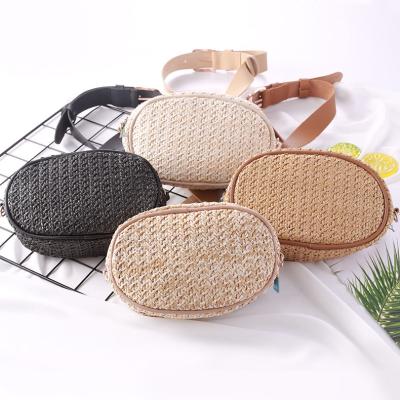 China Straw Oval Shape Summer Beach PE Women Waist Pack Pussy Bags Travel Fanny Pack Girl Chest Waist Bag for sale