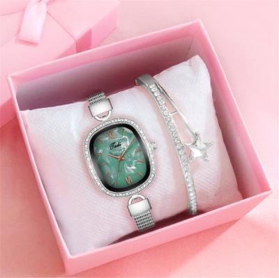 China Day / Date Luxury Watch And Bracelet Set Women Stainless Steel Diamond Watch Set With Hip Hop Jewelry Sets for sale