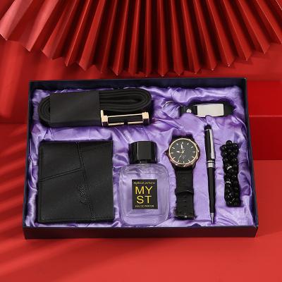 China Wholesale 7pcs Gift Set Waterproof Belt Wallet Perfume Key Chain Pen Watch Set 2021 Luxury Men's Sets for sale