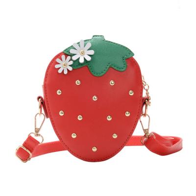 China Dress Bag Small Rivet Bag 2022 Kids Strawberry Purse Mini Children Bag New Small Purse for sale