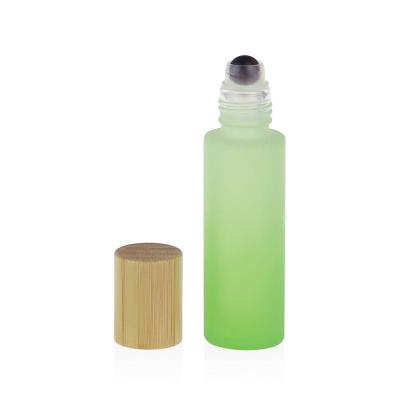 China Personal Care 5ml 10ml 15ml 20ml 30ml Small Eco-friendly Essential Oil Roller Bottle Packing Case Roll Bamboo Bottle Glass Vial for sale