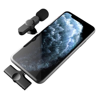 China Portable Audio Video Recording Mic For IPhone Android Live Game Mobile Phone Protable Wireless Microphone Lavalier for sale