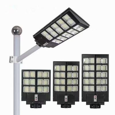 China 2022 Course New Product Hot-selling High Efficiency 1000W Integrated Solar Street Light Ip66Solar Battery Garden Lamp for sale