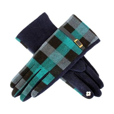 China Ladies simple plaid woolen gloves with many colors for sale