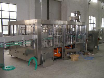 Chine Machine de remplissage carbonatée automatique de boissons à vendre