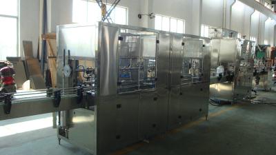 Chine Le PLC commandent les machines de remplissage complètement automatiques de boisson non alcoolisée de machine de remplissage à vendre