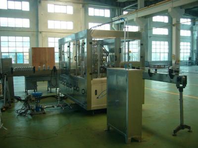 China Canned Carbonated Drink Rotary Filling Machine Drinking Water Filling Production Line for sale