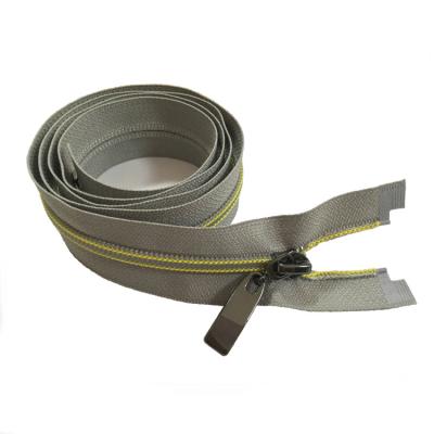 China Manufacturer 3#5#8# Yellow Color Thread Contrast Khaki Nylon Rolls Zipper for sale