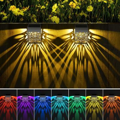 China Solar Powered Outdoor Fence Garden Light Colorful Mini Solar Decorative Wall Light Te koop