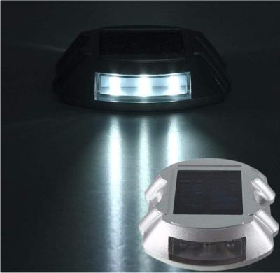 China CE Aluminum Led Light Solar Road Studs Good Brightness Durable For Road Safety for sale