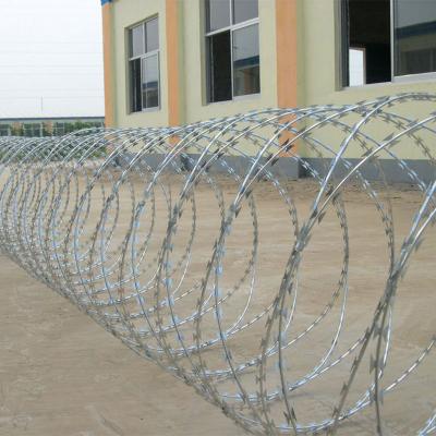 China Hot Dipped Galvanized Iron Wire Low Price Concertina Razor Barbed Wire for sale