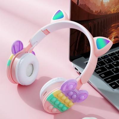 China 2022 Cat Ear Kids Earbuds Wireless Earbuds Factory Price Headband Headphones for sale