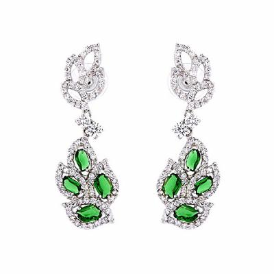 China 2022 Casual/Sporty Luxury Green Cat Paw Birthday Engagement Gift 925 Sterling Silver Cubic Zirconia Drops Earrings For Women for sale