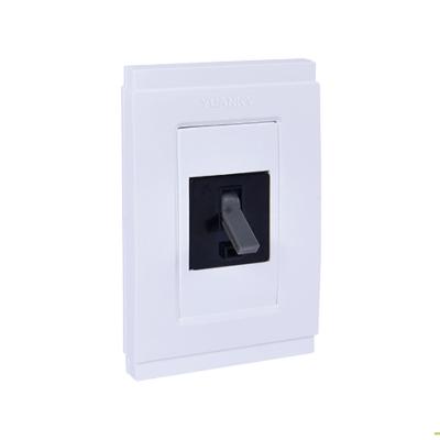 Китай Safety Breaker Flush Type 2 poles 3KA 6-40A safety wall switch with the ground fault protection продается