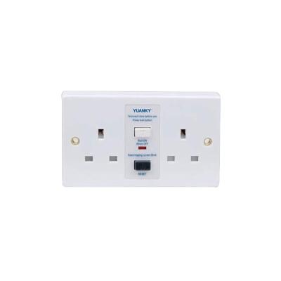 Китай HWSP 13A RCD Wall Switched Socket Protected Safety Industrial Commercial Controls продается