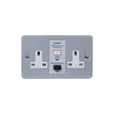 中国 HWPR/HWMR Series Wall Switched Socket Protected Safety Hardware Reengineering Support 販売のため