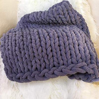 China PORTABLE Wholesale New Design Custom Winter Chenille Knit Bulky Rainbow Color Braid Blanket for sale